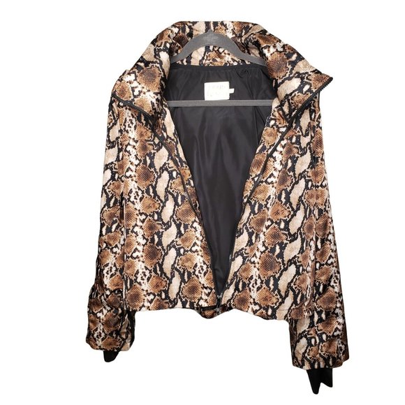 Judith March Sahara Snake Hooded Windbreaker - Picture 4 of 10